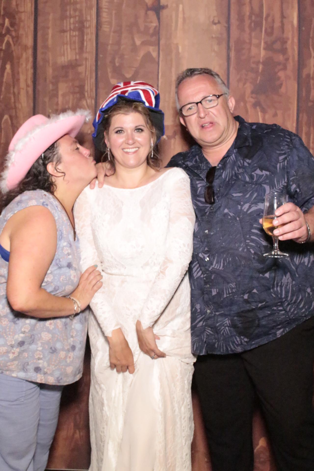 Christopher & Nicole's Wedding | View more photos from the event at gallery.myphotoboothexperience.co.uk/u/MyPhotoBoothExperienceLtd/Christopher-Nicoles-Wedding